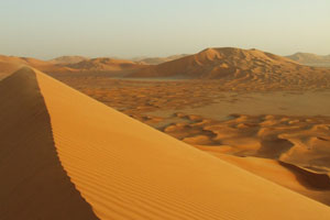 Les hautes dunes du Rub al Khali en Oman.